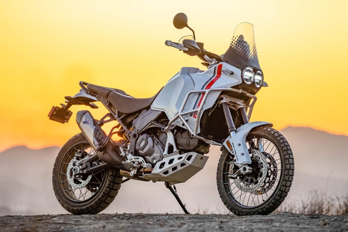Ducati desertx